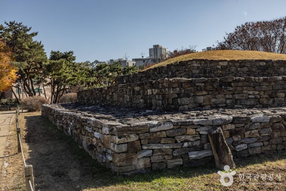 서울 석촌동 고분군