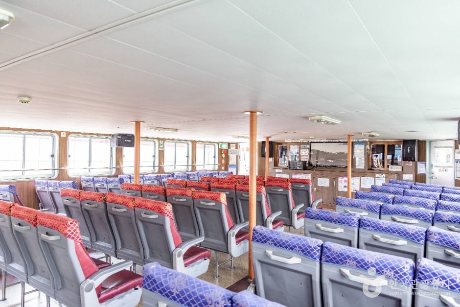 남해대교 유람선