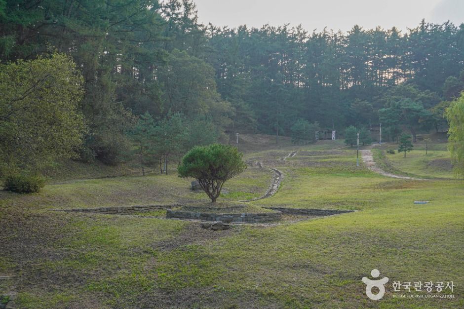 thumbnail-죽주산성-5