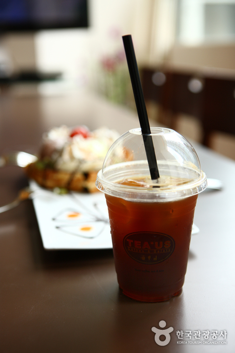 Café TEA’US Myeongdong 1st Branch