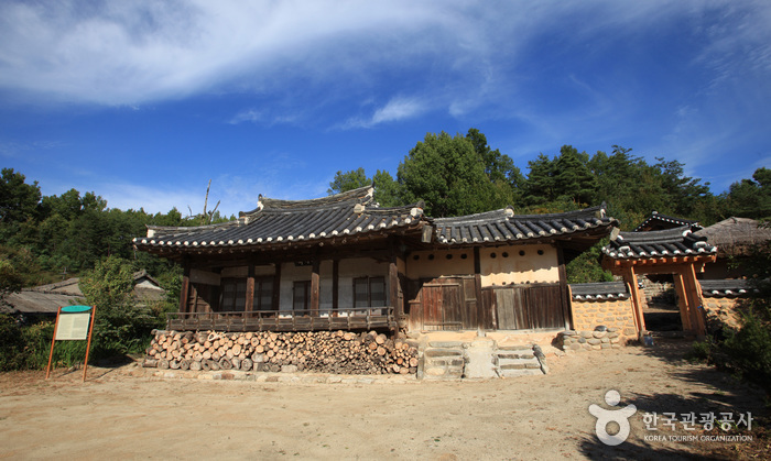 Yeongju Museom Village (영주 무섬마을)