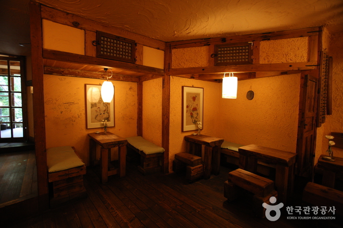 thumbnail-Insadong Chatjip (tea house) (인사동찻집)-2