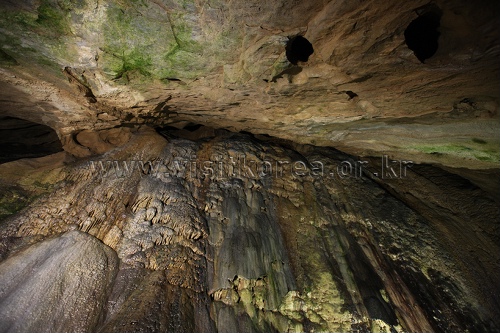 thumbnail-Hwanseongul Cave  (Daei-ri Cave System) (환선굴 (대이리 동굴지대))-12