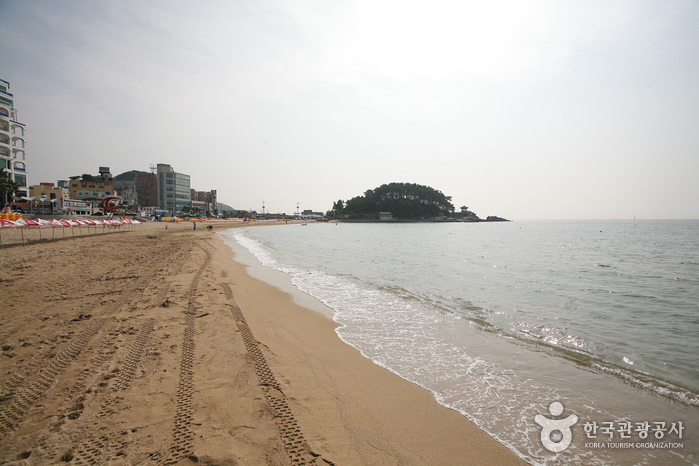 Songjeong Beach (송정해수욕장)