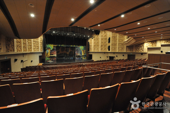 thumbnail-Incheon Culture & Arts Center (인천문화예술회관)-3