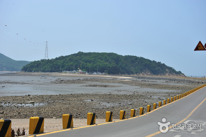 蚕津島（잠진도）