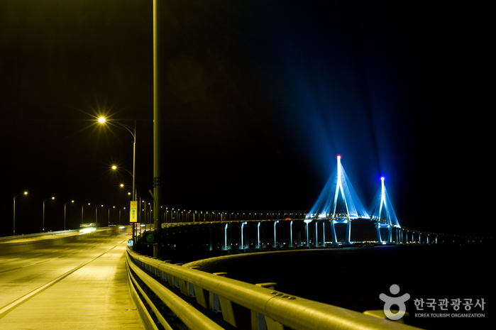 Incheon Bridge (인천대교)