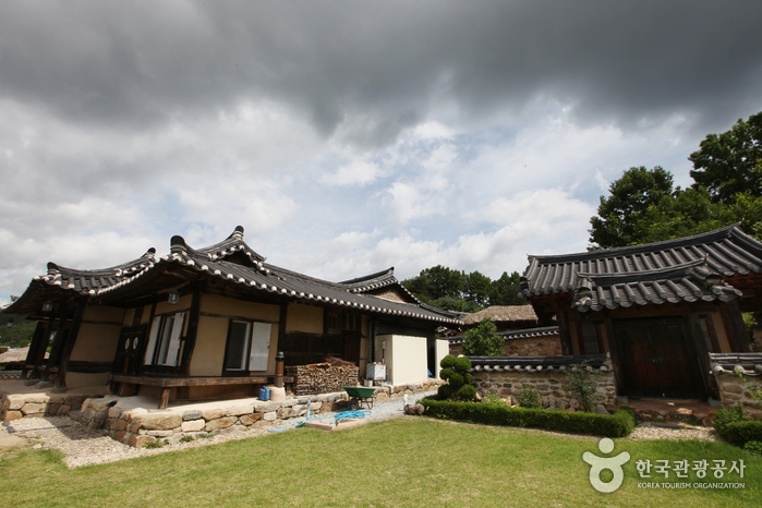 Yeongju Museom Village (영주 무섬마을)