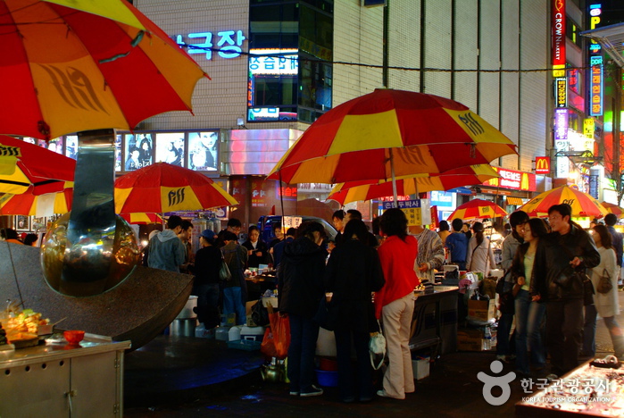 BIFF Square (BIFF 광장 (구, PIFF 광장))