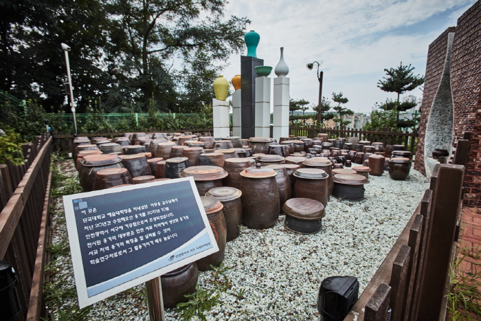 Incheon Gyeongseo-dong Nokcheongja Kiln Site (인천 경서동 녹청자 요지)