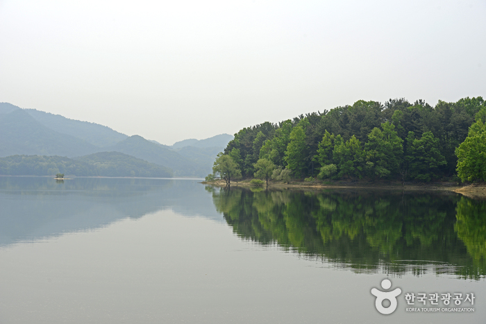 大清湖(대청호)