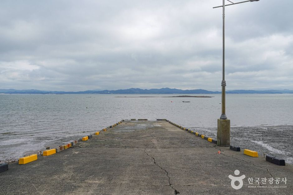 thumbnail-내포항-6