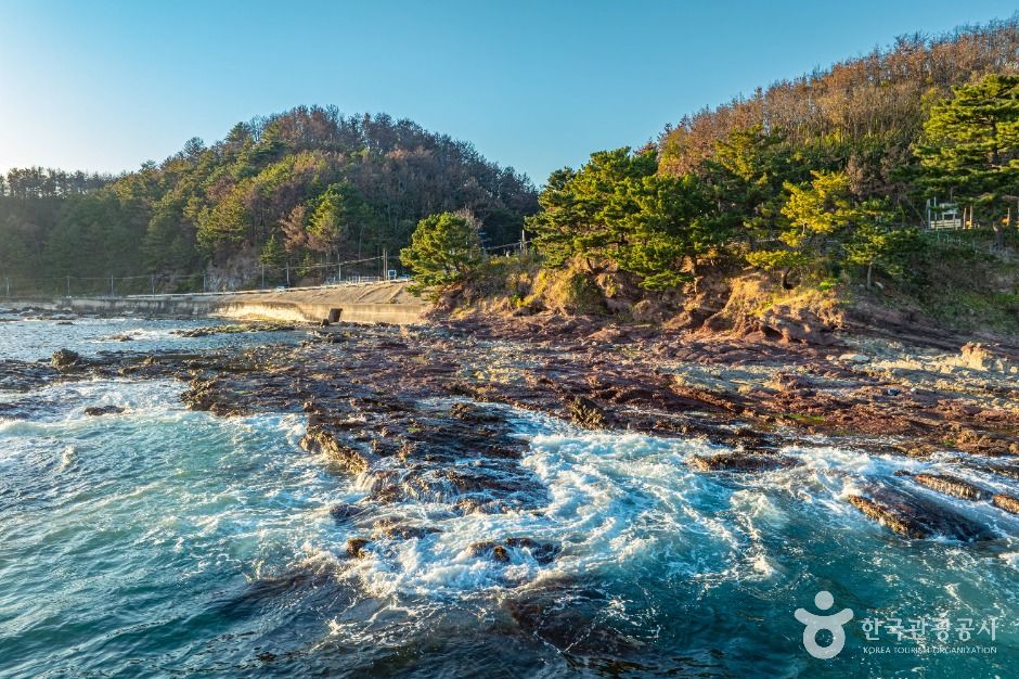 thumbnail-차유돔바위-2