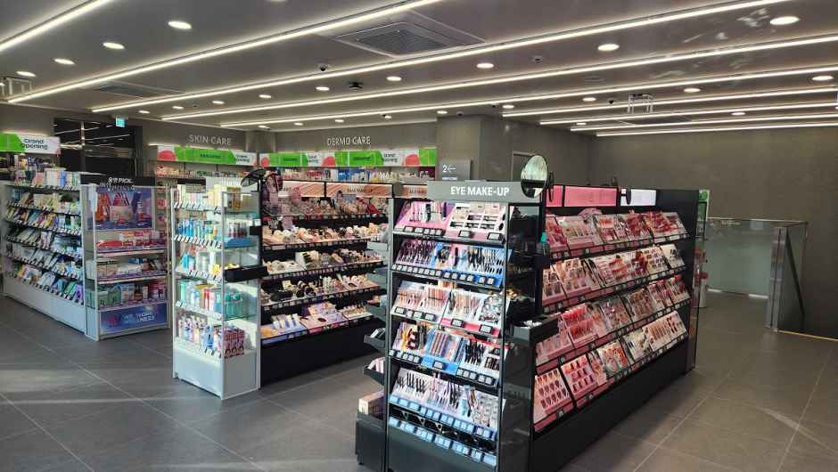 thumbnail-[事後免税店]Olive Young・チョンナムムアン（全南務安）店(올리브영 전남무안점)-1