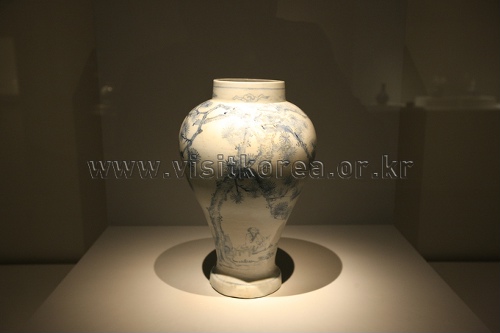 Ewha Womans University Museum (이화여자대학교박물관)