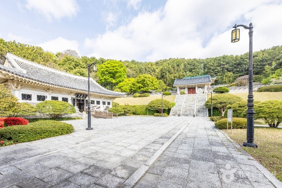 충렬사
