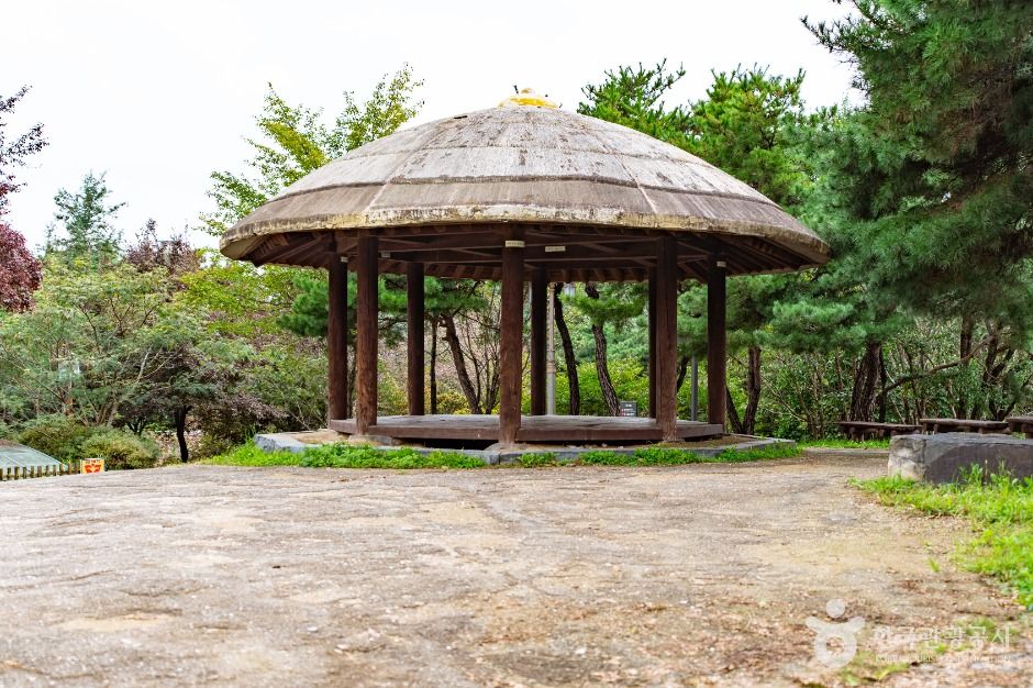 불당동 유적공원 (선사유적지 공원)