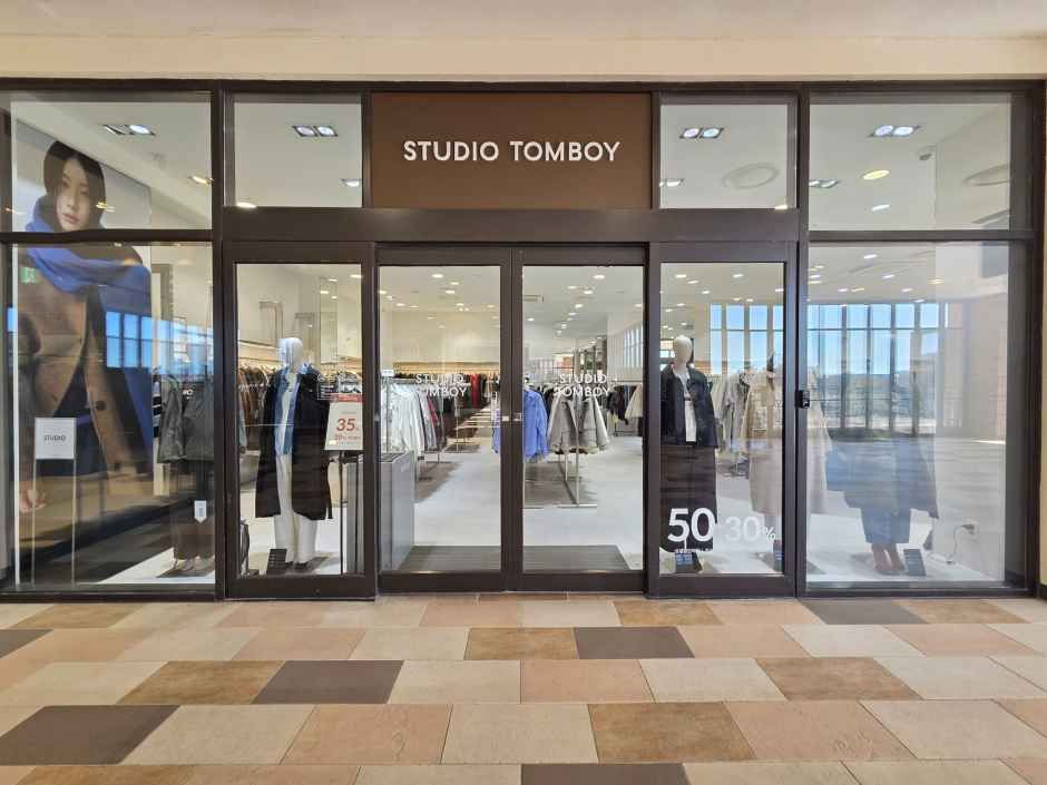 [事後免税店] TOMBOY（トムボーイ）・ロッテプレミアムアウトレットパジュ（坡州）店(톰보이 롯데프리미엄아울렛 파주점)