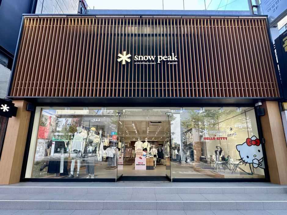 [事後免税店]snow peak（スノーピーク）・シンジェジュ（新済州）店(스노우피크 신제주점)