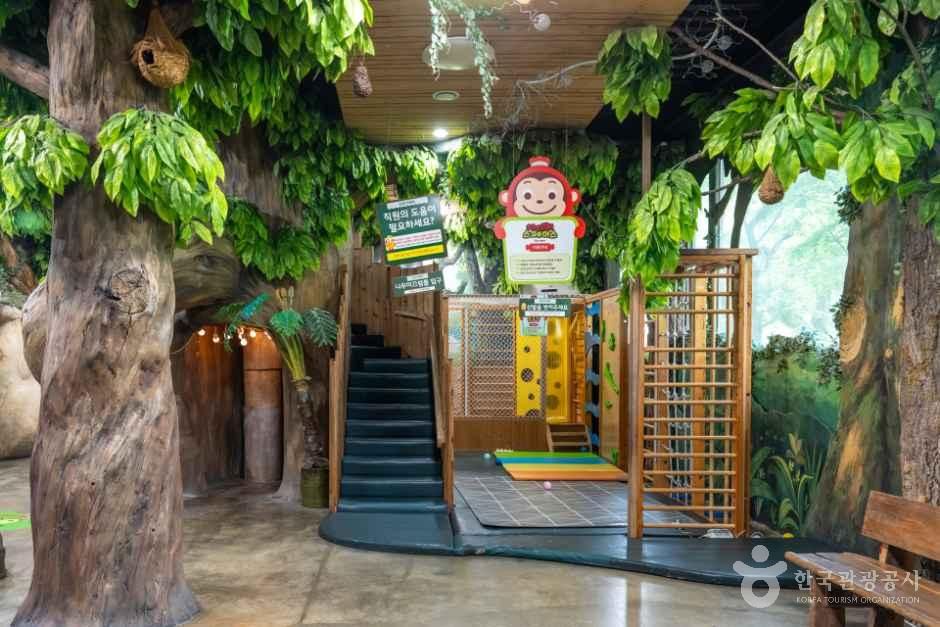 thumbnail-코코몽에코파크 용인점-4