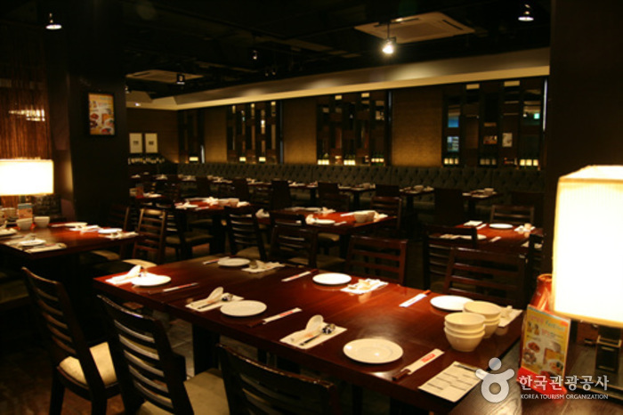 Din Tai Fung Korea - Myeongdong Branch (딘타이펑코리아 - 명동점)