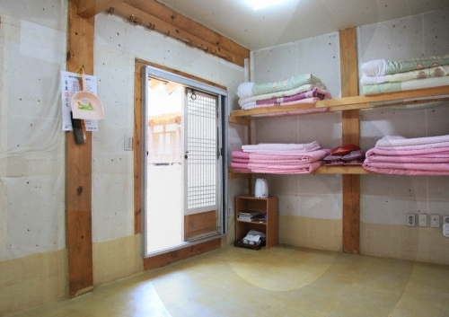 Nongam House (Head Household of the Nongam Descendants) (농암종택)