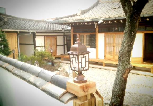 Deokmanjae (덕만재)