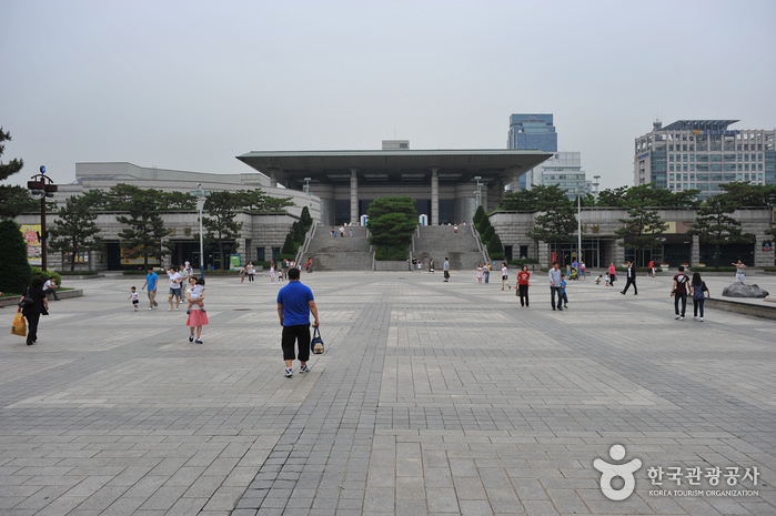 仁川文化艺术会馆（인천문화예술회관）