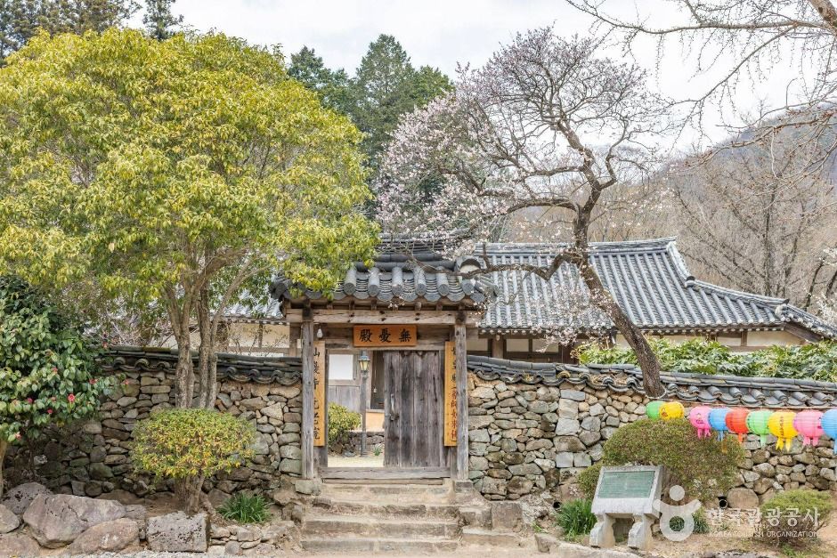 仙岩寺[ユネスコ世界遺産]（선암사 [유네스코 세계유산]）