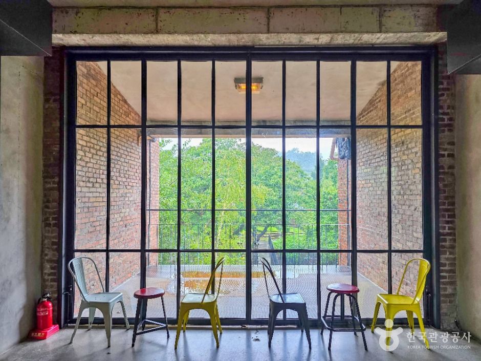 thumbnail-테라로사 커피공장-18