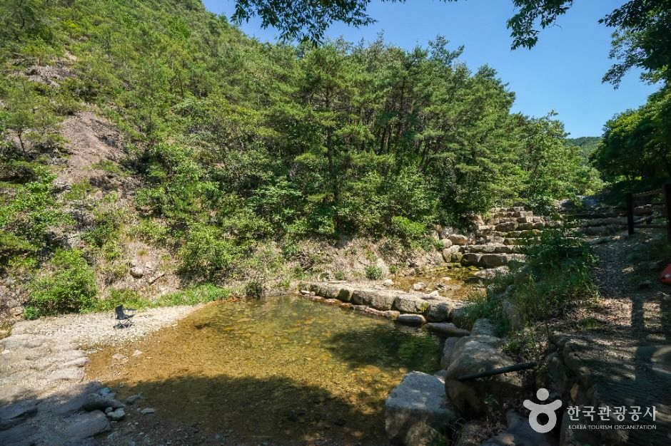 thumbnail-화원자연휴양림-5