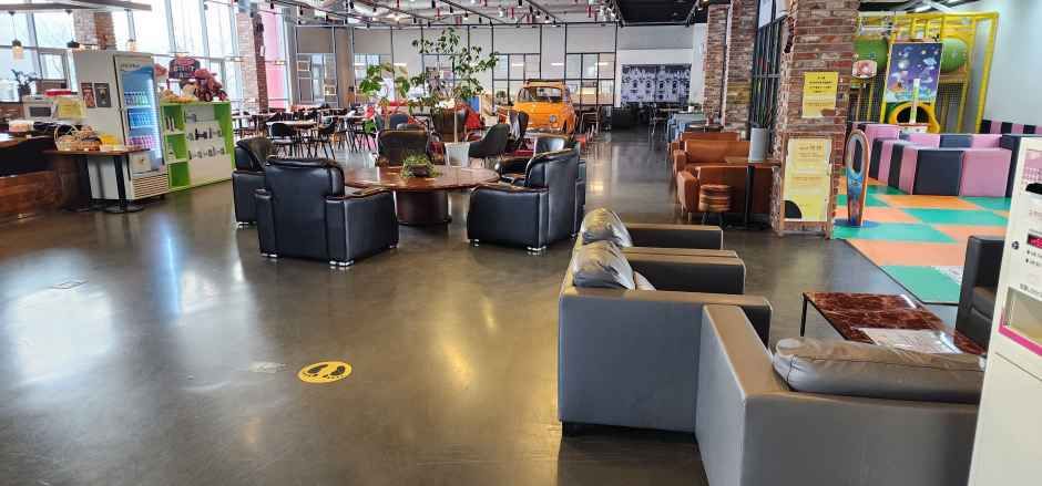 thumbnail-경주세계자동차박물관-3