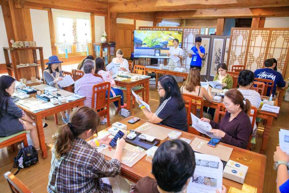 thumbnail-수원화성문화제-9