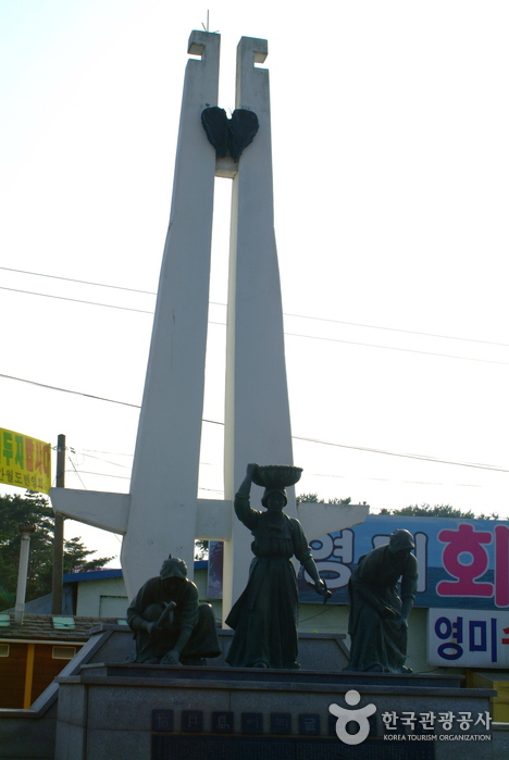 간월도 어리굴젓 기념탑