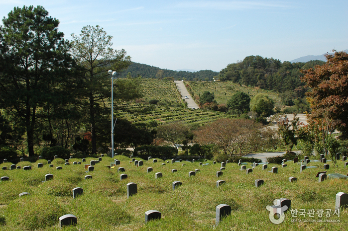 May 18th National Cemetery (국립 5.18 민주묘지)