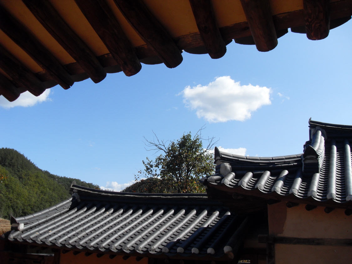 Changsil House (창실고택)