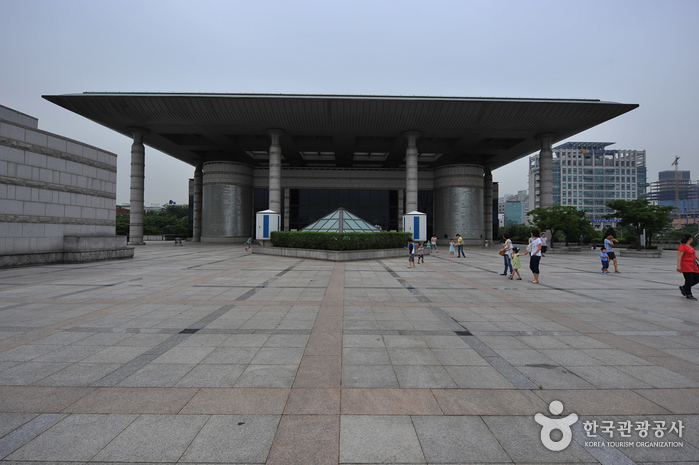 Centre culturel et artistique d’Incheon (인천문화예술회관)