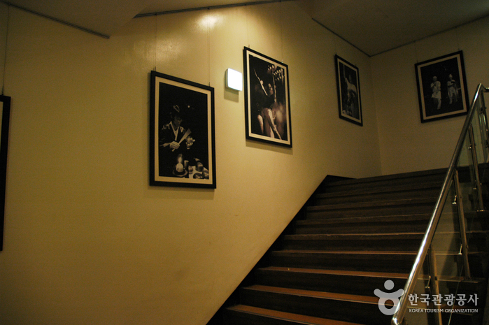 Myeongdong Nanta Theatre (명동난타극장)