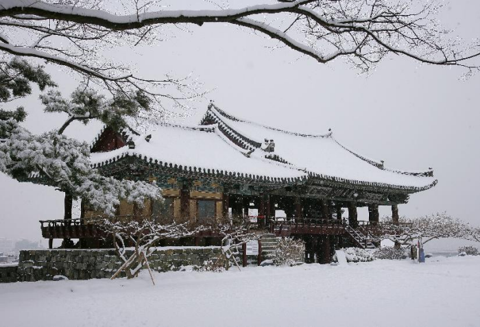 Pavillon Yeongnamnu (Miryang) (밀양 영남루)