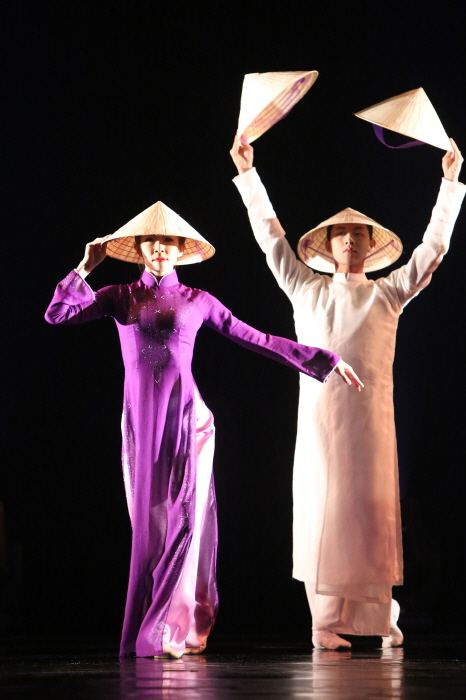 Международный фестиваль танцев в Пусане (부산국제무용제)