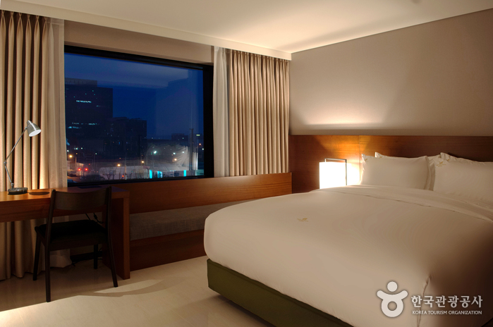 Top Cloud Hotel [Korea Quality] / 탑클라우드호텔 광주점 [한국관광 품질인증/Korea Quality]