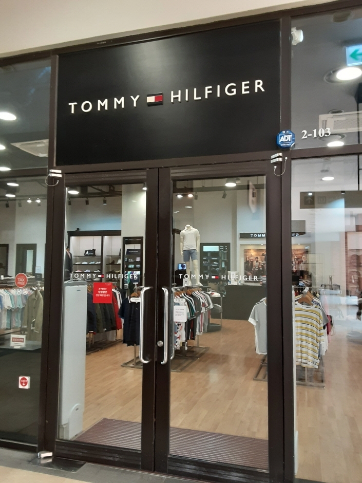 The Handsome Tommy Hilfiger - Lotte Paju Branch [Tax Refund Shop] (한섬 타미힐피거 롯데파주)