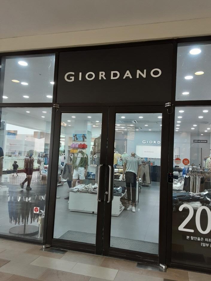 Giordano - Lotte Paju Branch [Tax Refund Shop] (지오다노 롯데파주)