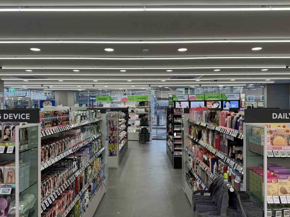 thumbnail-Olive Young Hansung University Station Branch [Tax Refund Shop](올리브영 한성대입구역점)-1