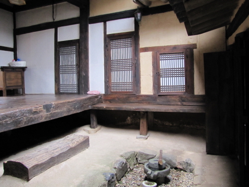 Juwangsan Seongcheondaek House (주왕산 성천댁)