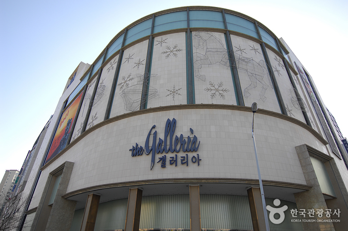 Galleria百貨公司(水原店)<br>(갤러리아백화점 수원점)