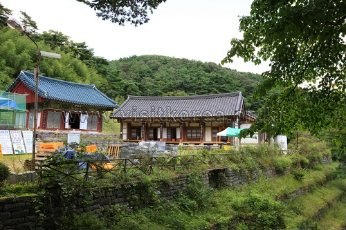 Temple Bonggoksa (봉곡사)