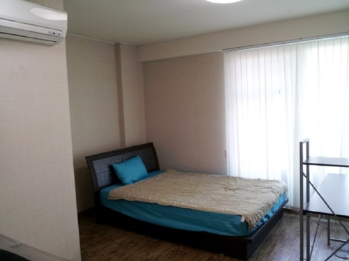 J Guesthouse (제이 게스트하우스)