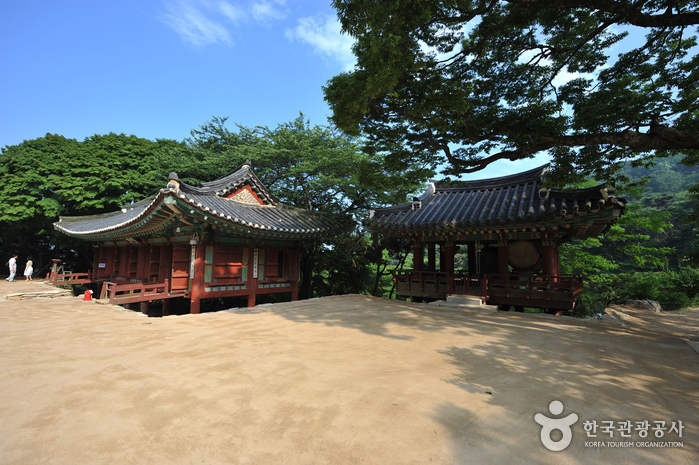 Temple Jeondeungsa à Ganghwa (강화 전등사)8