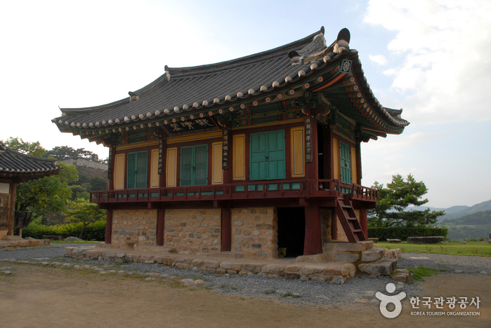 Cheongpung Cultural Heritage Complex (Cheongpung Cultural Heritage Complex)(청풍문화재단지)